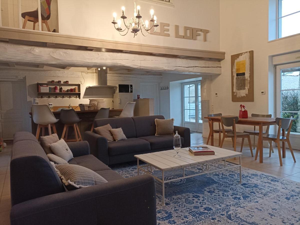 Gite De Charme Dans Ancienne Seigneurie Le Pin-Saint-Denis Esterno foto